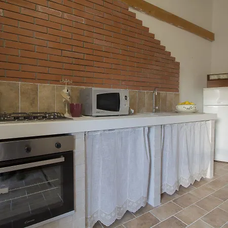 Holiday home Ca' Di Bacco-2 By Interhome Nestore